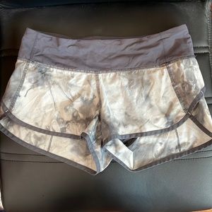 Lulu lemon speed shorts